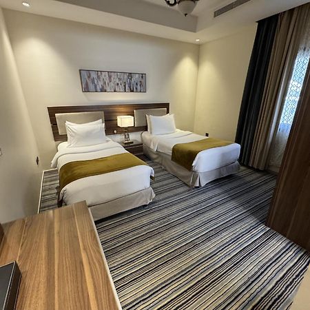 Friesian Hotel Suites DDjeddah Extérieur photo