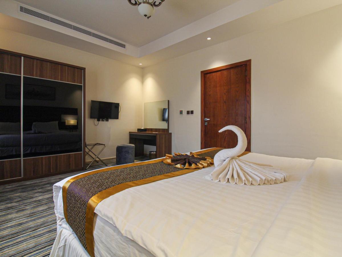 Friesian Hotel Suites DDjeddah Extérieur photo