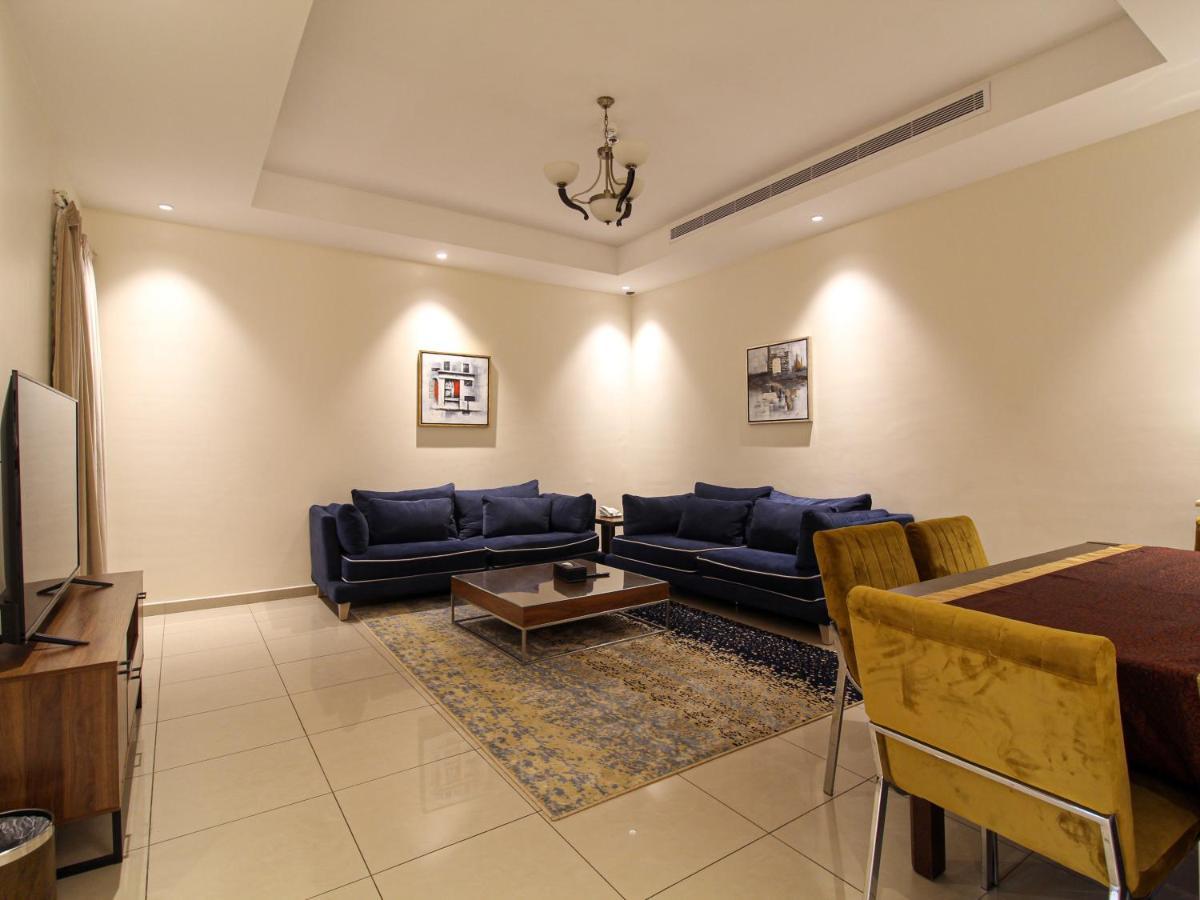 Friesian Hotel Suites DDjeddah Extérieur photo