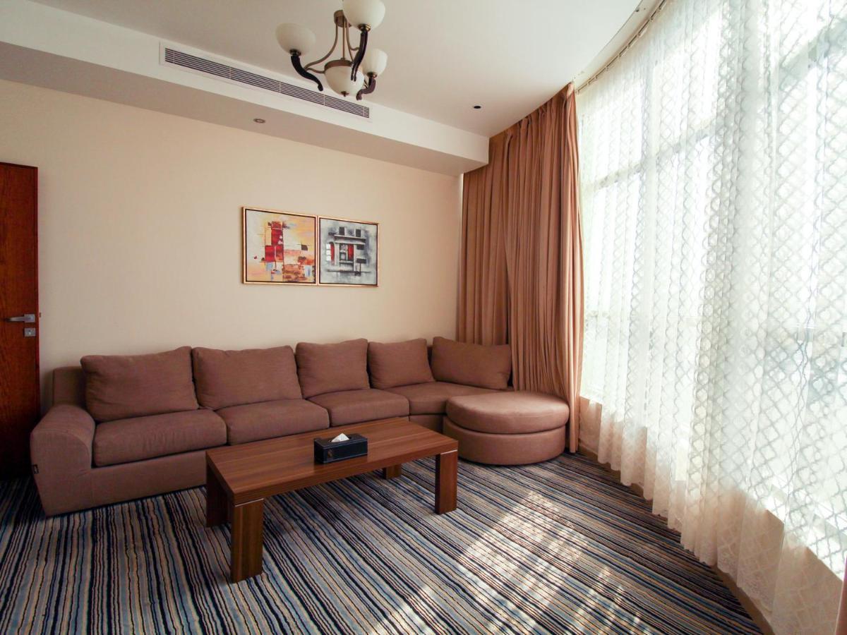 Friesian Hotel Suites DDjeddah Extérieur photo