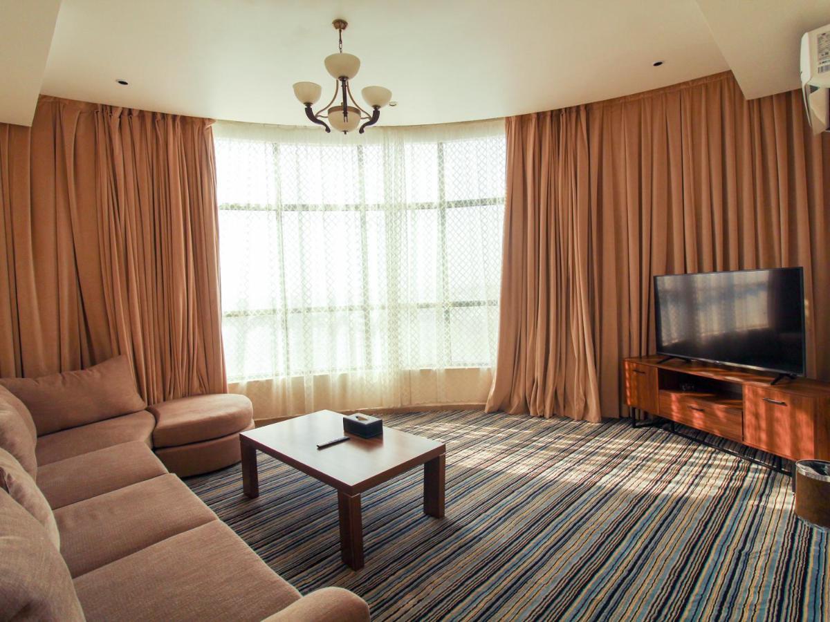 Friesian Hotel Suites DDjeddah Extérieur photo