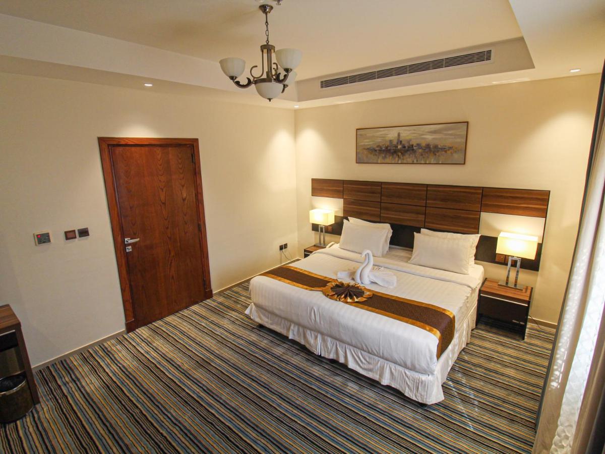 Friesian Hotel Suites DDjeddah Extérieur photo
