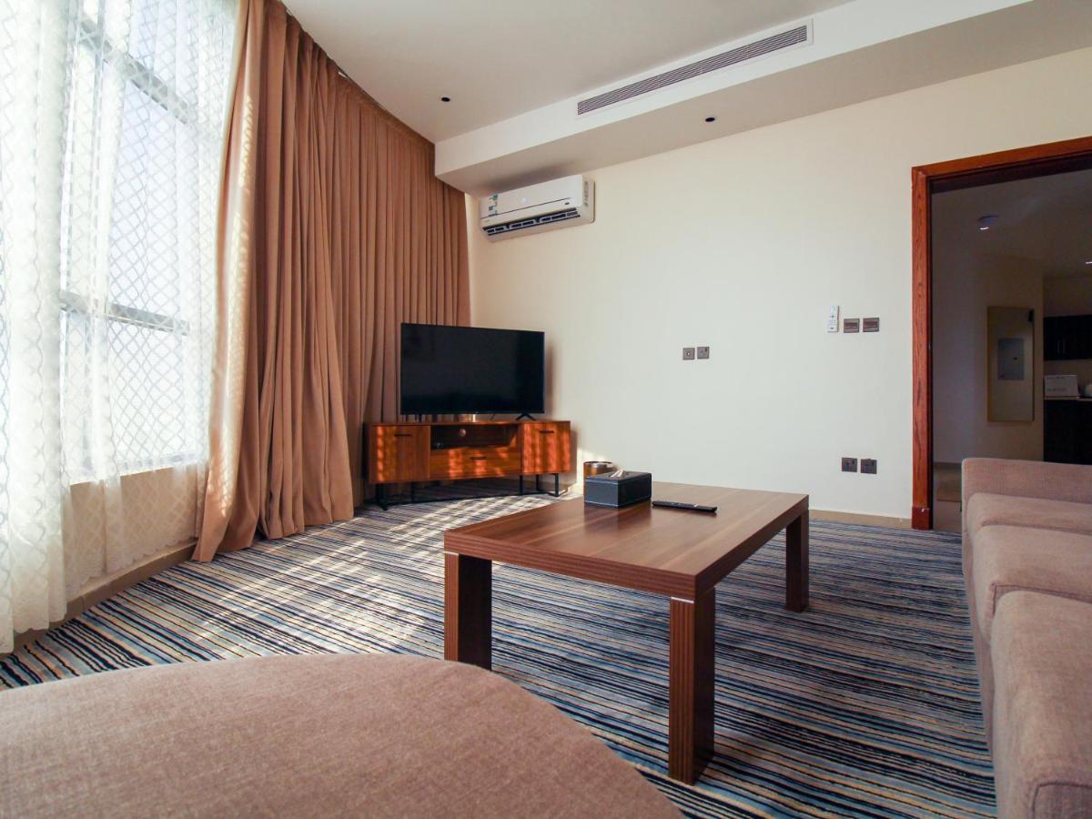 Friesian Hotel Suites DDjeddah Extérieur photo