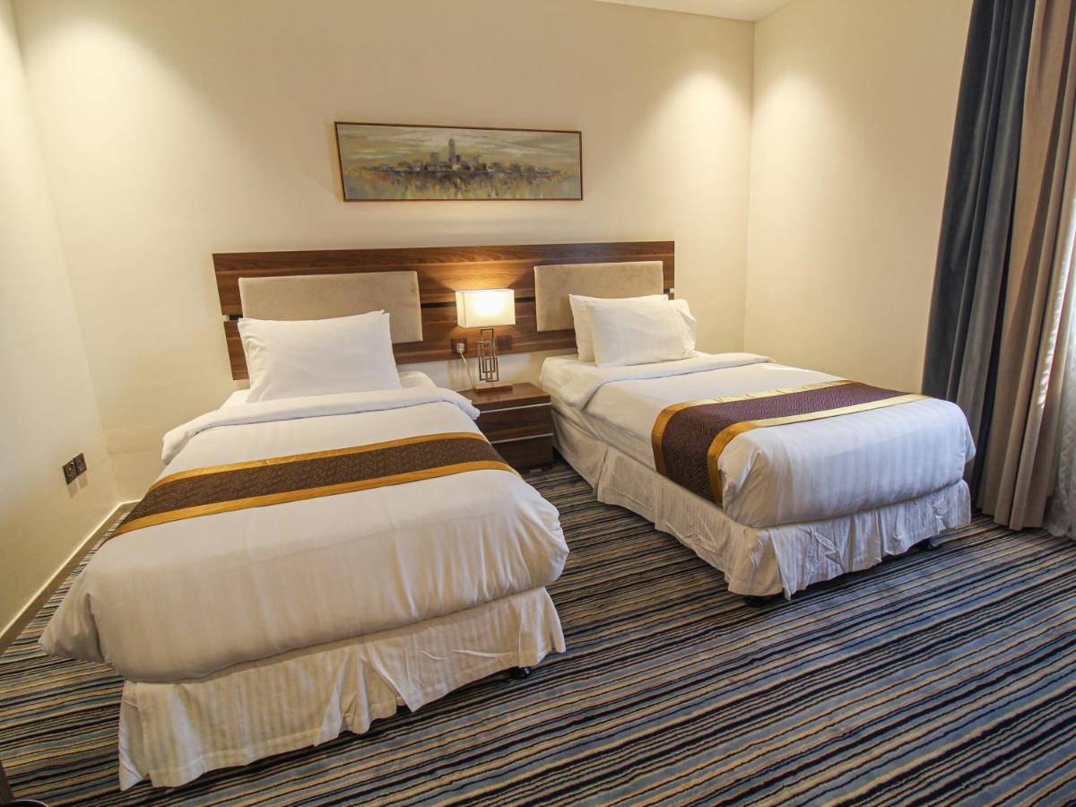 Friesian Hotel Suites DDjeddah Extérieur photo