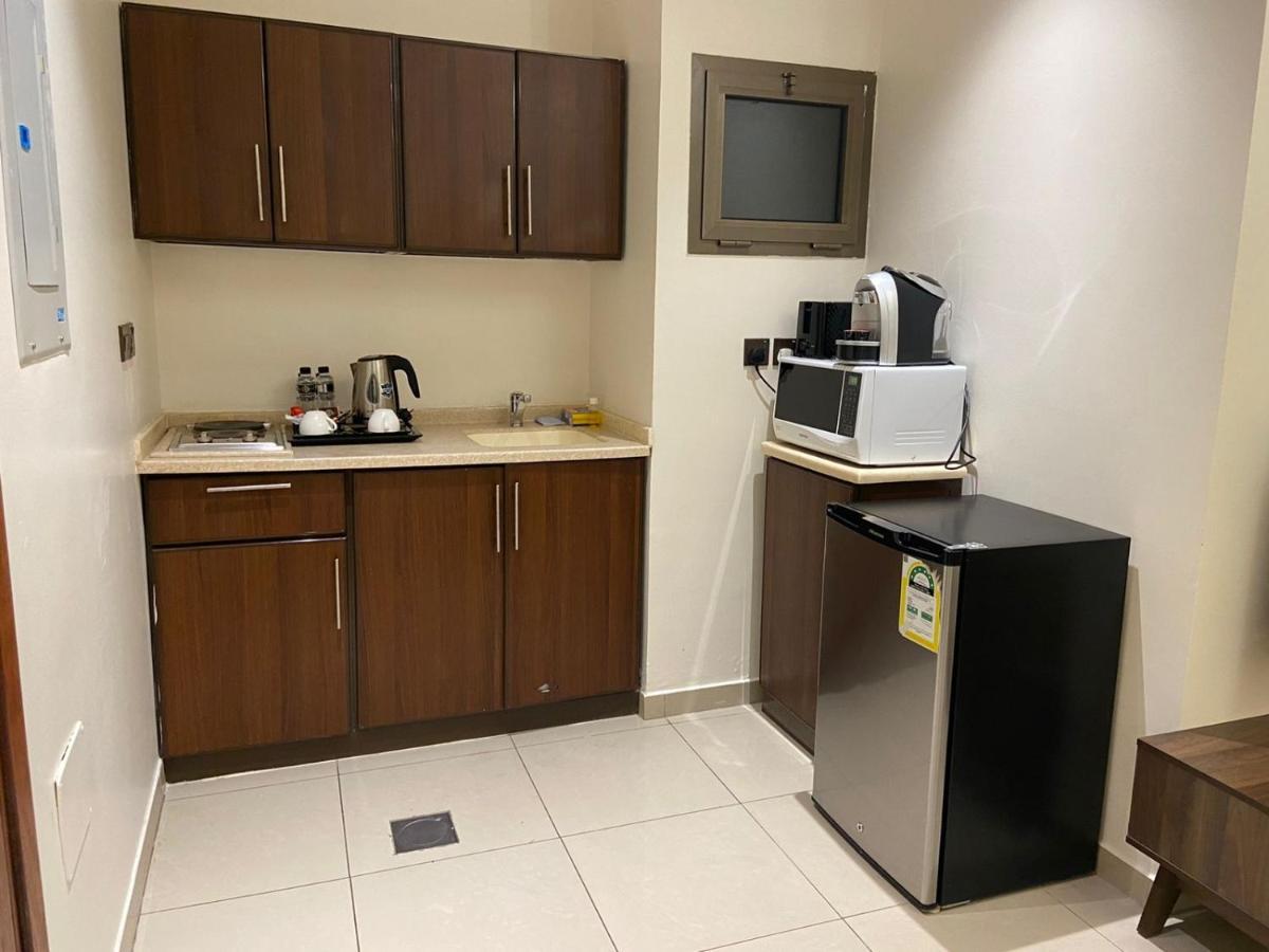 Friesian Hotel Suites DDjeddah Extérieur photo