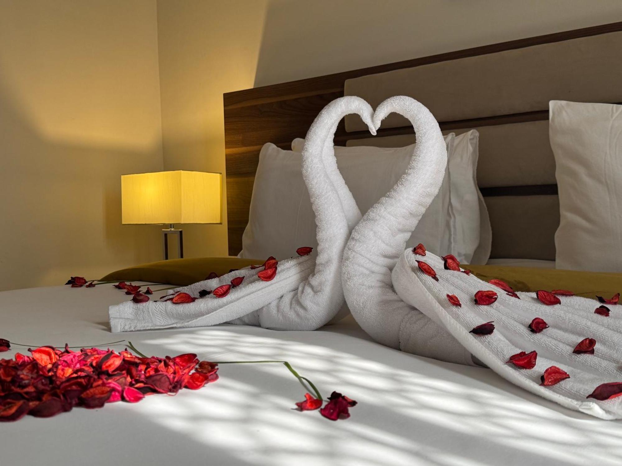 Friesian Hotel Suites DDjeddah Extérieur photo