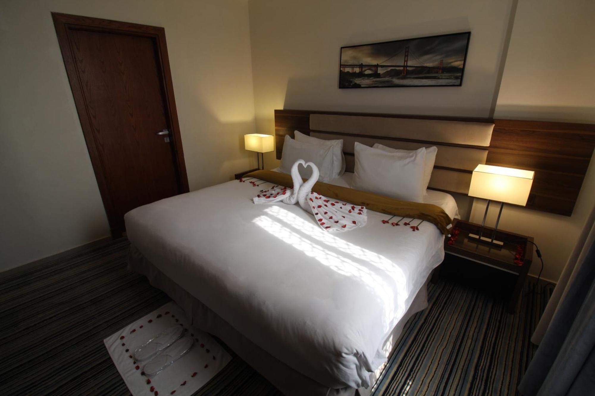 Friesian Hotel Suites DDjeddah Extérieur photo
